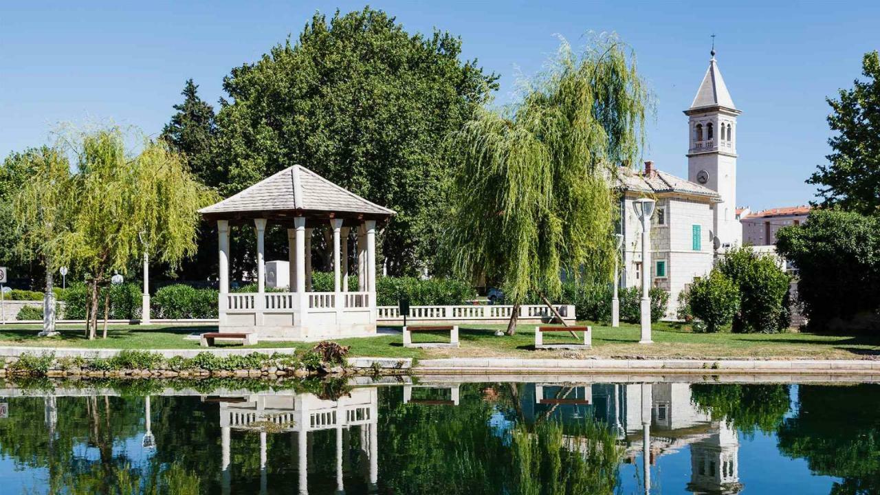 Eco Eclectic Villa With Pool Σολίν Εξωτερικό φωτογραφία