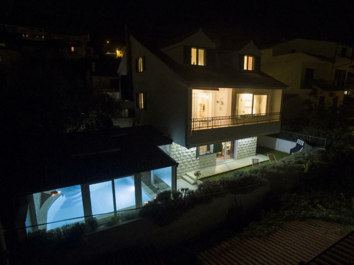 Eco Eclectic Villa With Pool Σολίν Εξωτερικό φωτογραφία