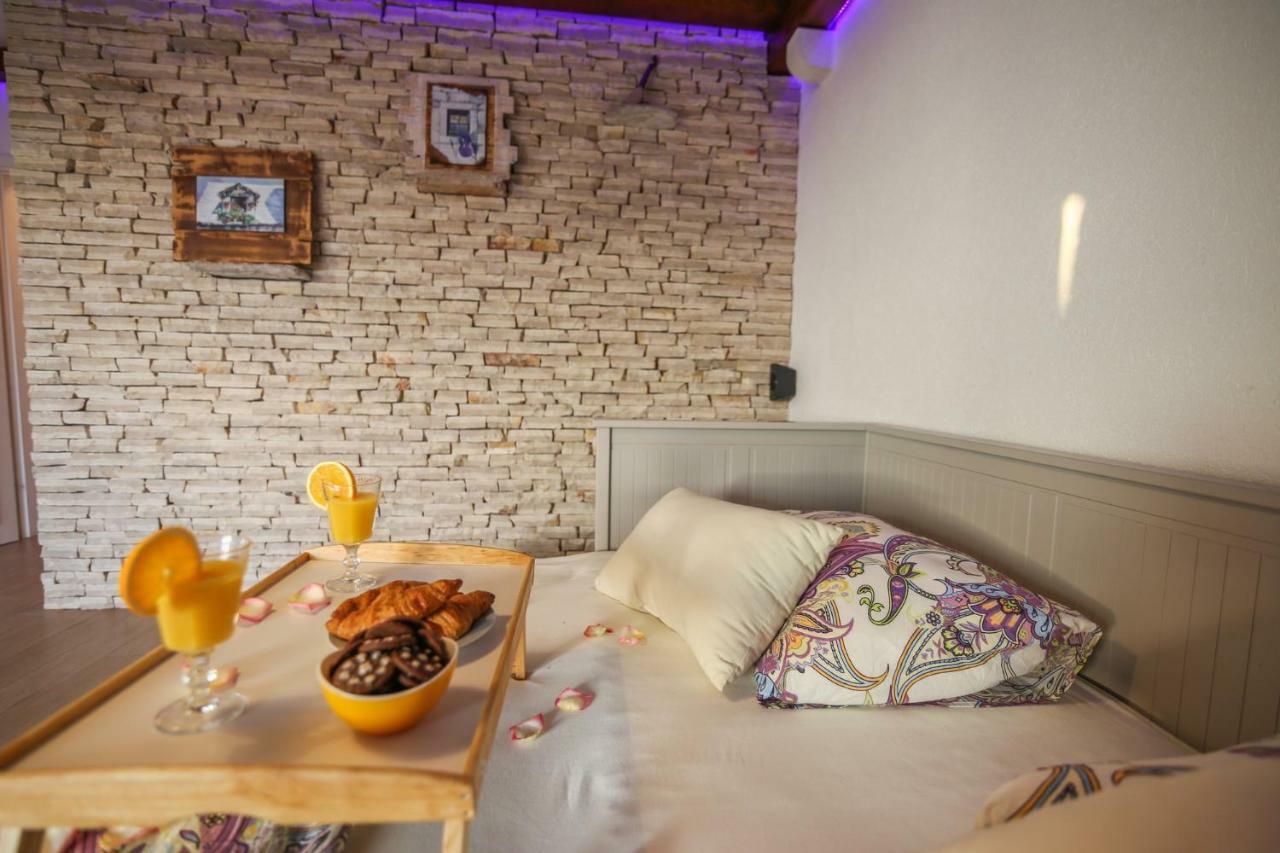 Eco Eclectic Villa With Pool Σολίν Εξωτερικό φωτογραφία