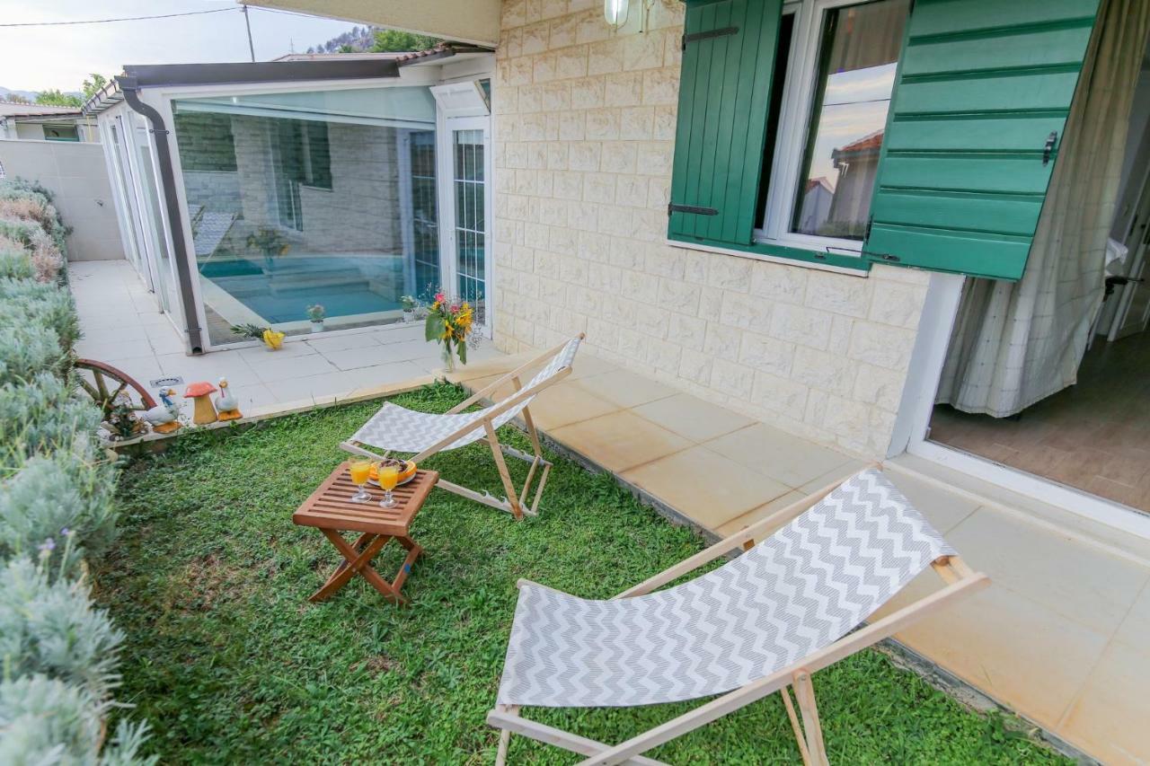 Eco Eclectic Villa With Pool Σολίν Εξωτερικό φωτογραφία