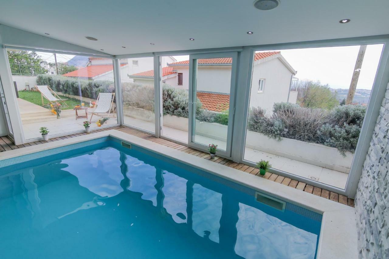 Eco Eclectic Villa With Pool Σολίν Εξωτερικό φωτογραφία